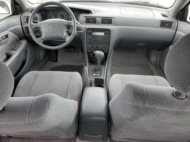 2000 Toyota Camry CE