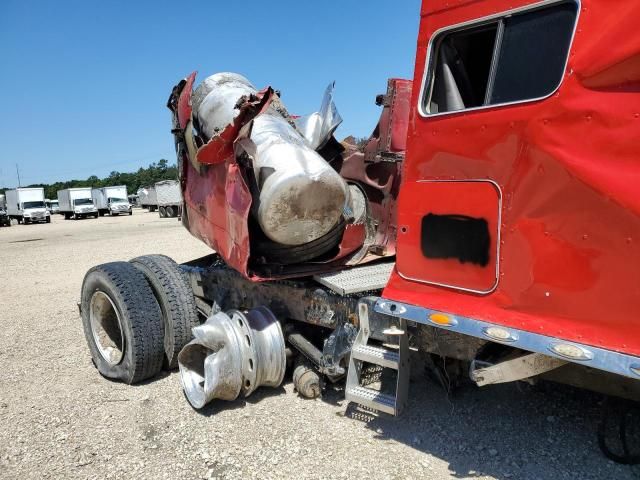 2005 Peterbilt 379