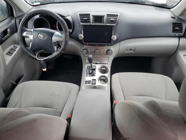 2011 Toyota Highlander Base