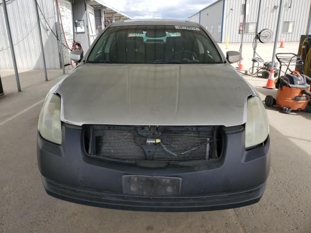 2004 Nissan Maxima SE