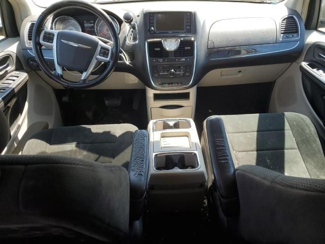 2012 Chrysler Town & Country Touring