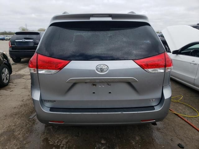 2014 Toyota Sienna LE