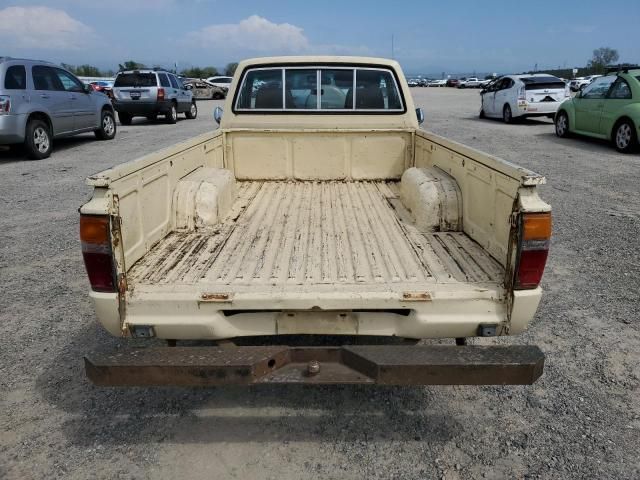 1986 Toyota Pickup 1 TON Long BED RN55