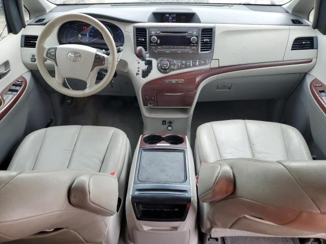 2012 Toyota Sienna XLE