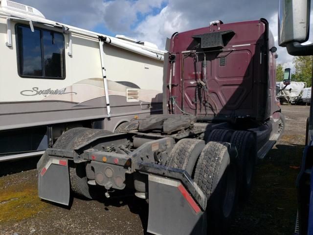 2012 Freightliner Cascadia 125