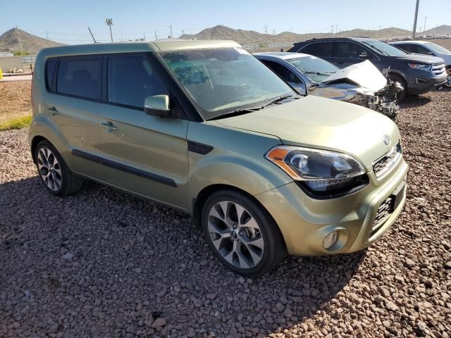 2013 KIA Soul +