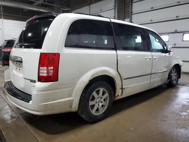 2010 Chrysler Town & Country Touring