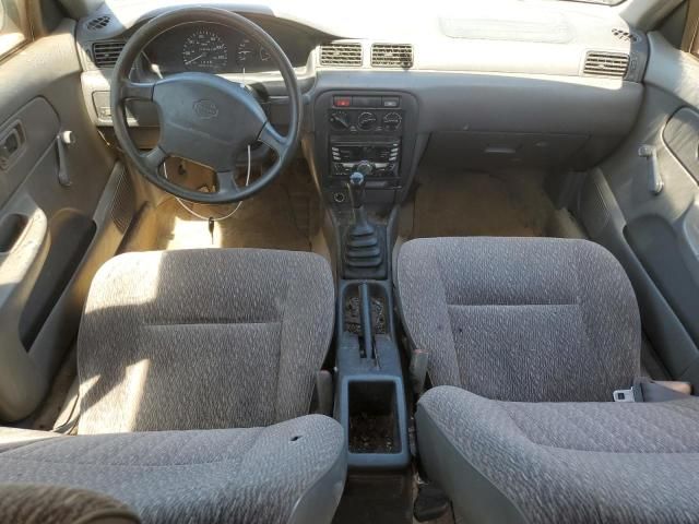 1999 Nissan Sentra Base