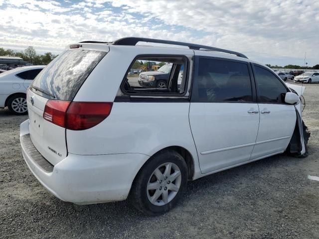 2005 Toyota Sienna CE