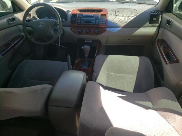 2004 Toyota Camry LE