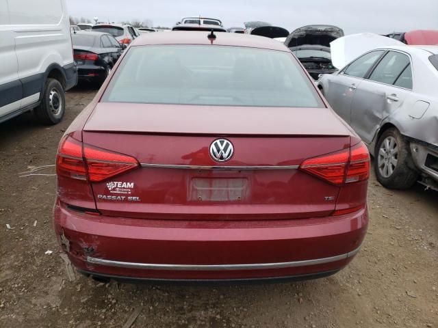 2016 Volkswagen Passat SEL