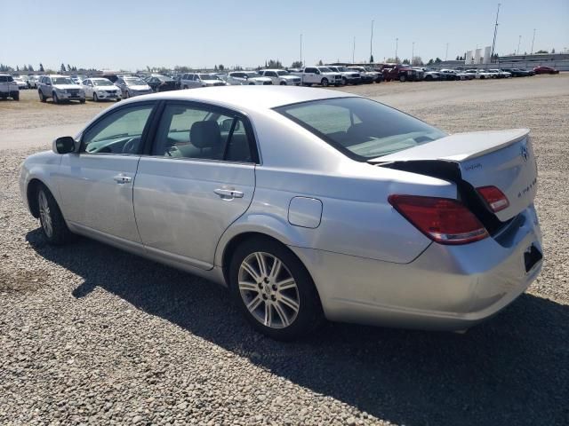 2005 Toyota Avalon XL