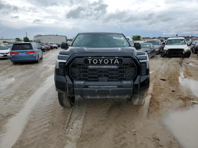 2022 Toyota Tundra Crewmax SR