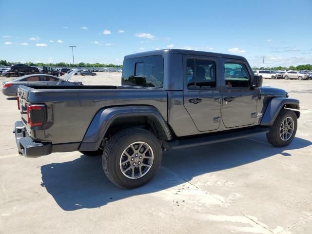 2022 Jeep Gladiator Overland