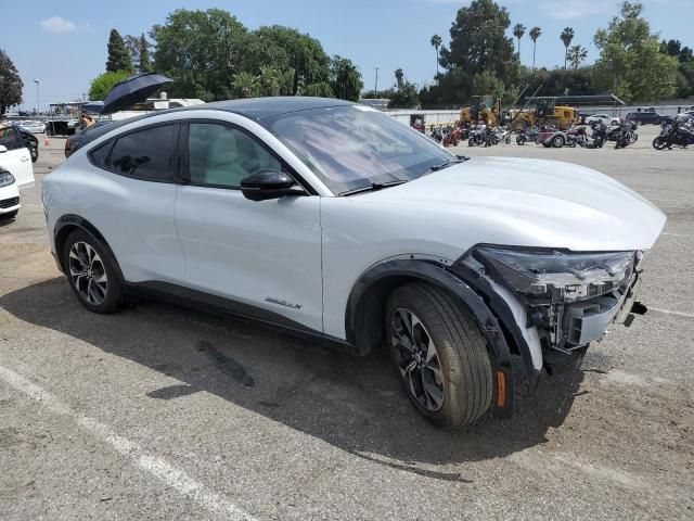 2022 Ford Mustang MACH-E Premium