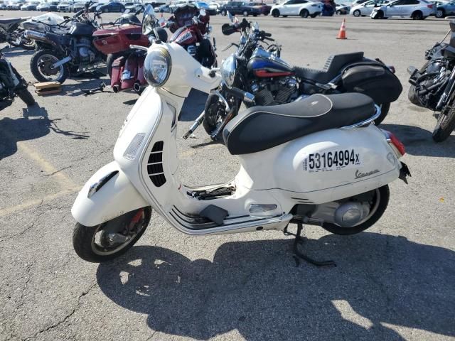 2017 Vespa GTS 300 Super