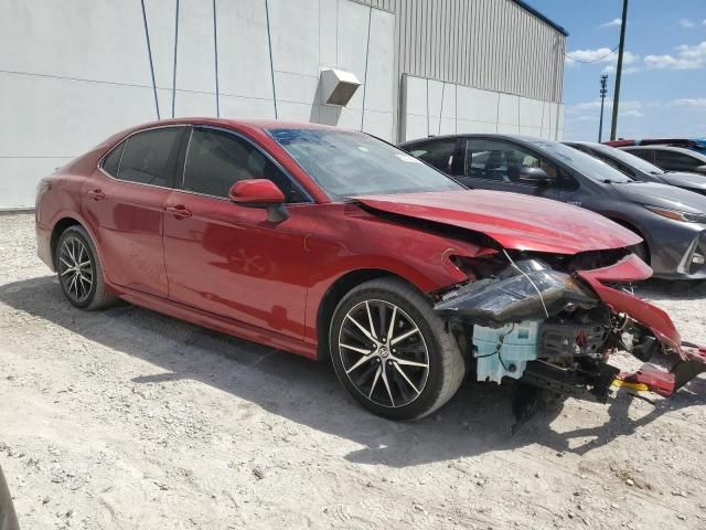 2021 Toyota Camry SE