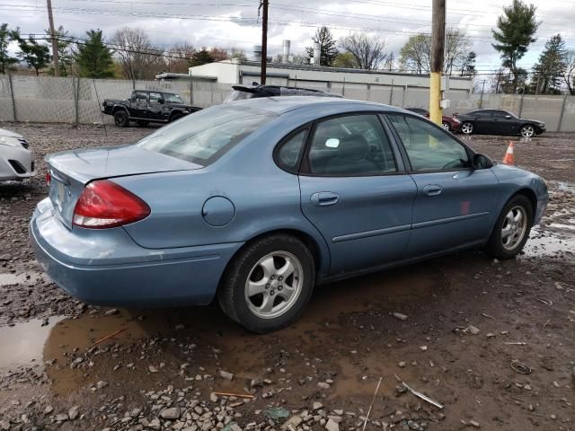 2005 Ford Taurus SE