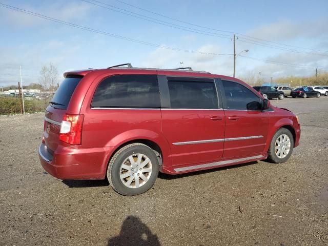 2013 Chrysler Town & Country Touring