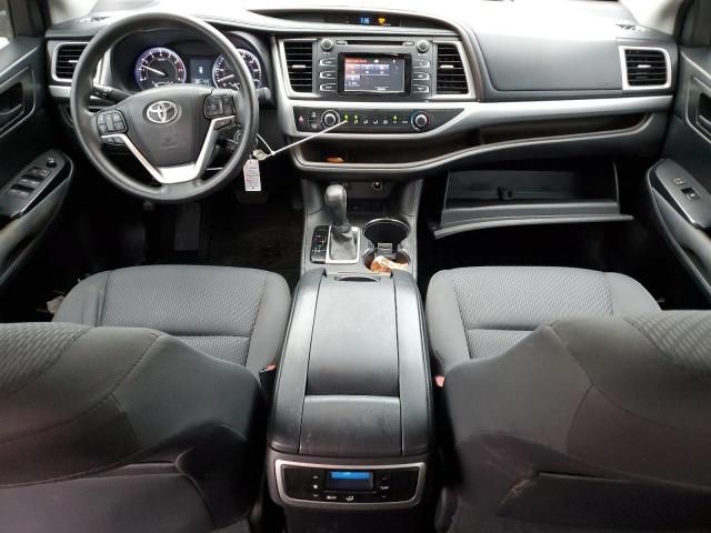 2016 Toyota Highlander LE