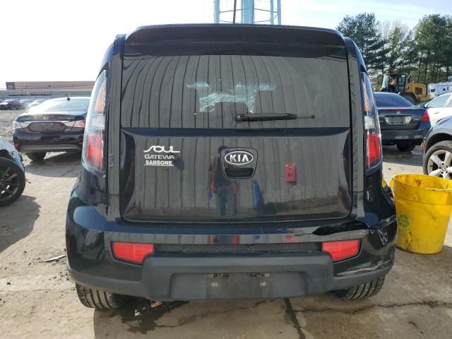 2011 KIA Soul +