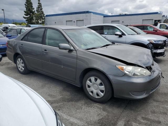 2005 Toyota Camry LE