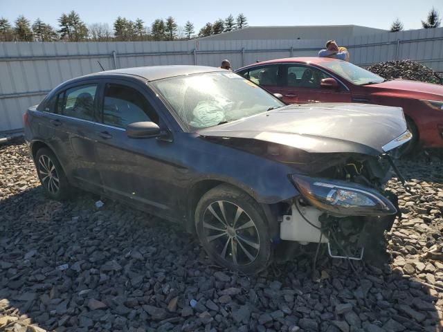 2014 Chrysler 200 Limited