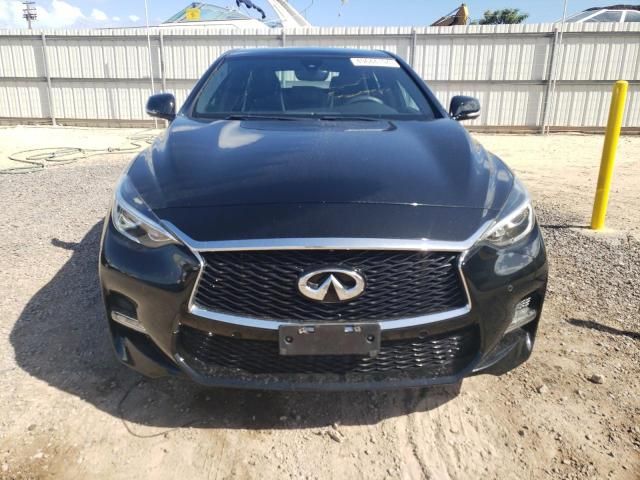 2017 Infiniti QX30 Base