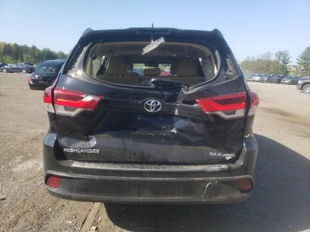 2019 Toyota Highlander SE