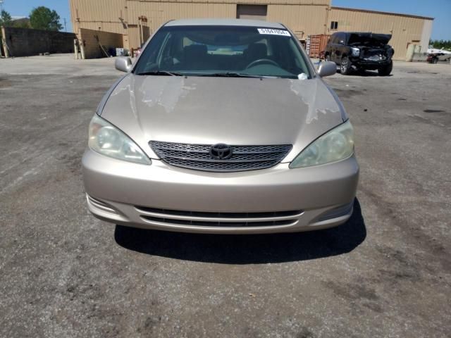 2004 Toyota Camry LE