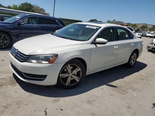 2012 Volkswagen Passat SE