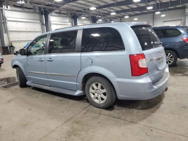 2012 Chrysler Town & Country Touring