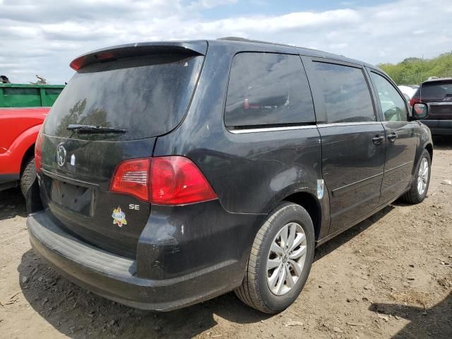 2012 Volkswagen Routan SE