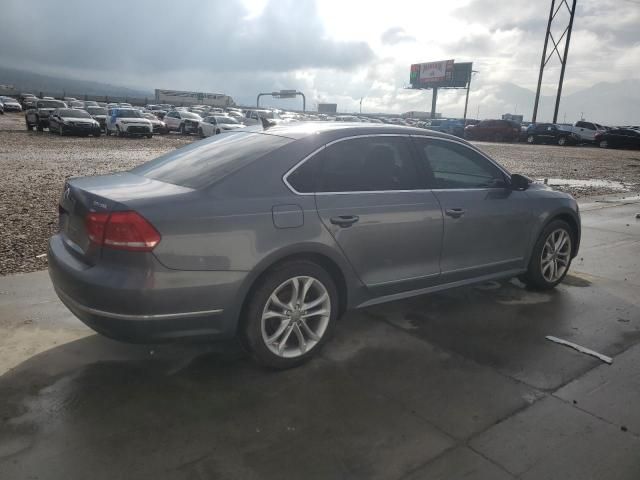 2012 Volkswagen Passat SEL