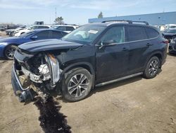Salvage cars for sale at Woodhaven, MI auction: 2022 Toyota Highlander XLE
