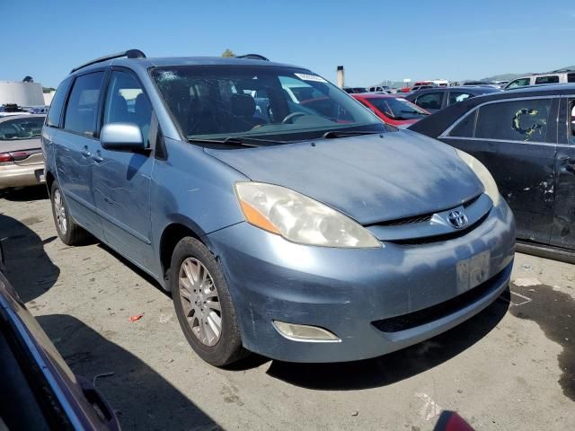 2007 Toyota Sienna XLE