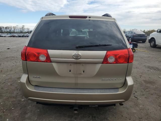 2010 Toyota Sienna CE