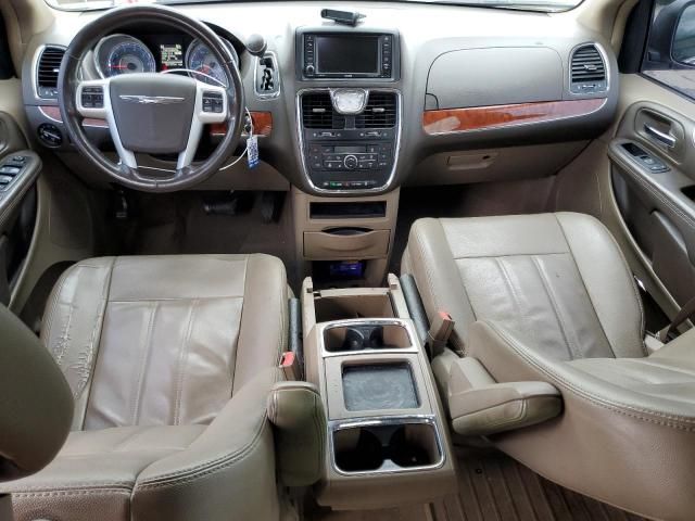 2015 Chrysler Town & Country Touring