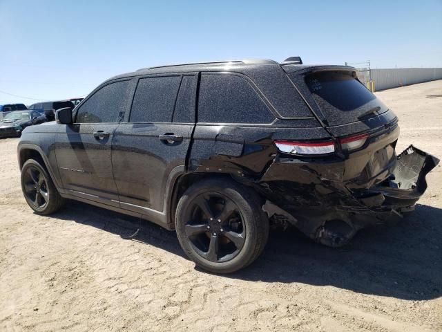 2022 Jeep Grand Cherokee Laredo