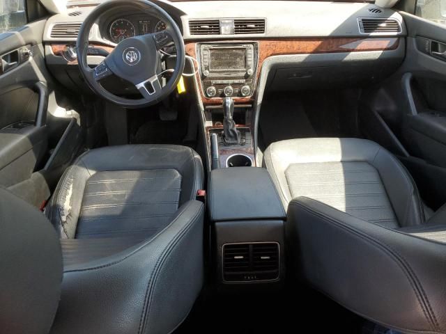 2013 Volkswagen Passat SEL