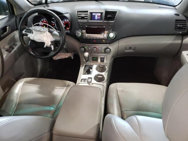 2011 Toyota Highlander Base