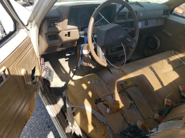 1987 Toyota Pickup Cab Chassis RN55