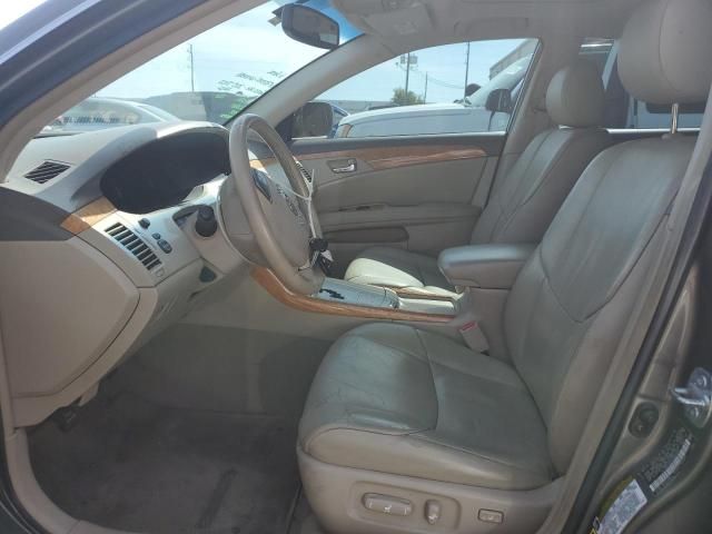 2005 Toyota Avalon XL