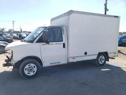 Vehiculos salvage en venta de Copart Los Angeles, CA: 2010 GMC Savana Cutaway G3500