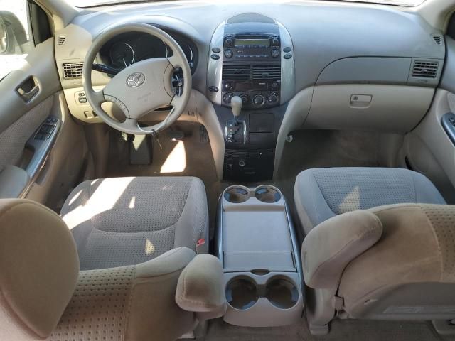 2006 Toyota Sienna CE