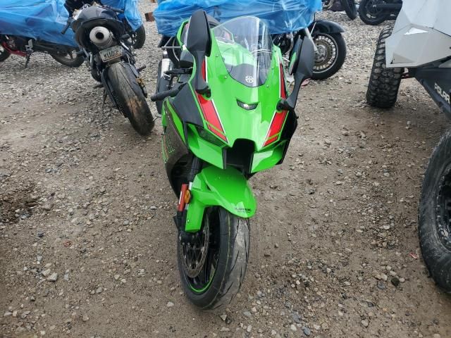 2024 Kawasaki ZX1002 L