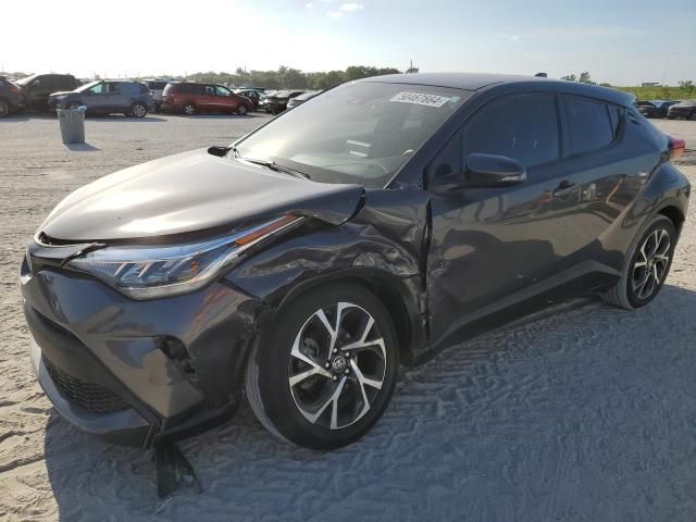 2022 Toyota C-HR XLE