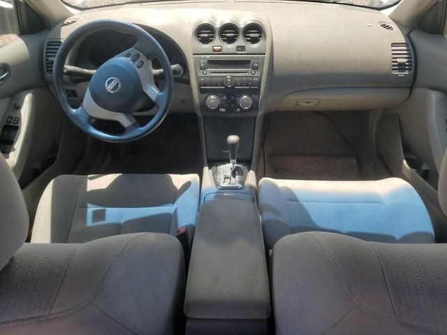 2010 Nissan Altima Base