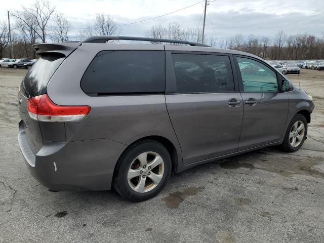 2011 Toyota Sienna LE