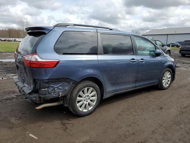 2017 Toyota Sienna XLE